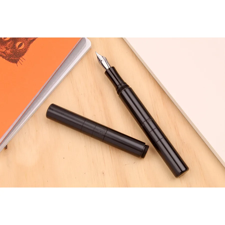 Schon DSGN Smoltem Pocket Fountain Pen